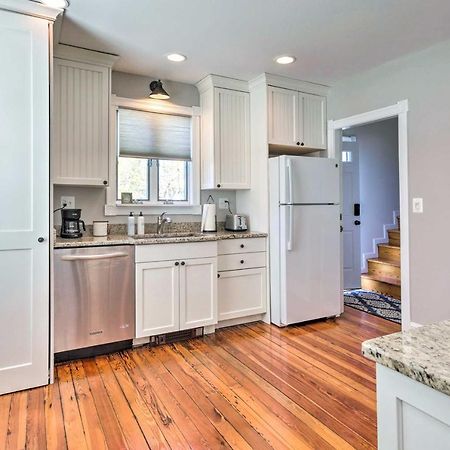 Mystic Refuge With Patio Less Than 1 Mi To Downtown! 외부 사진